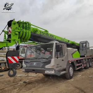 Grue hydraulique sur camion Zoomlion ZTC250V d'occasion, 25 tonnes, flèche télescopique maximale de 50 m, marque chinoise d'origine, faible nombre d'heures, certifiée CE - Product Image 4