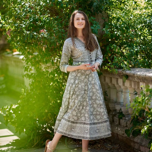 Robe en coton bohème Kiara, imprimée à la main, décontractée d'été, robe de vacances occasionnelle - Product Image 1