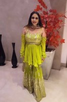 Zitronengelb Georgette Tunika Kurti aus reiner Seide mit Designer ärmeln Maschinen besticktes langes Sharara-Kleid Salwar Kameez