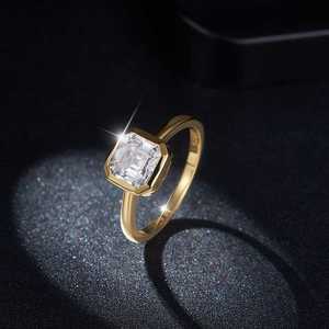 Bague en argent sterling 925 pour femme, classique, brillante, luxueuse, fiançailles, mariage, VVS, 2 carats, taille Asscher, solitaire, sertie de moissanite - Product Image 2