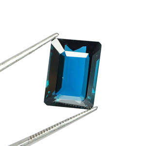 Pierre précieuse Topaze bleue de Londres authentique de 9x7 mm - Topaze bleue de Londres à facettes de coupe émeraude - Pierre bleue de qualité supérieure pour la fabrication de bijoux - Product Image 1