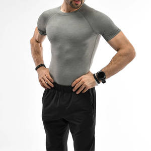 Haut de sport à manches longues pour homme, marque privée, compression, respirant, séchage rapide, écologique, tissu Spandex/Polyester - Product Image 2