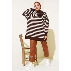 เสื้อถักแขนบอลลูนลายทางสีน้ำตาล - Product Image 1