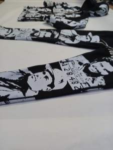 Vente en gros OMMiZ Hoodie lourd de créateur 100% coton 450 GSM Denim Asali imprimé couronne Tears Baping Spider Hoodie 1.1 1 - Product Image 2