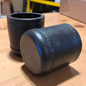 Gobelet à dés en cuir véritable fait main de qualité supérieure, design personnalisé, qualité commerciale, cuir véritable, dés offerts, personnalisable, vente en gros, OEM - Product Image 2