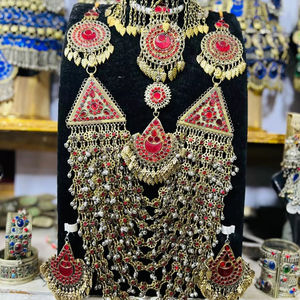 Ensemble de bijoux élégants pour femmes afghanes en acier inoxydable islamique avec cristaux en strass, designs tendance pour les mariages, les festivals et les fêtes - Product Image 1