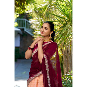 Ropa de fiesta y boda ready made Lehenga Choli estilo Bollywood indio para mujer en diseño pakistaní con Dupatta y Zari Chex - Product Image 4