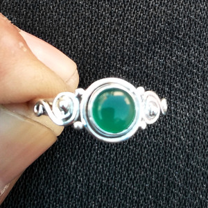 Anillo de Plata de Ley 925 Hecho a Medida con Piedra de Lapislázuli de Corte Ovalado, Engaste de Bisel, Joyería Cristiana de Lujo Hecha a Mano, Venta al por Mayor para Mujer - Product Image 2