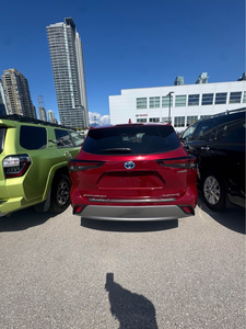 SUV Familiar Híbrido AWD 2024 Usado en Buen Estado, Modelo Premium de 3 Filas con Soporte de Servicio DIY y Garantía de 3 Años - Product Image 3