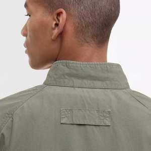 Veste de golf pour homme, coupe-vent performant, résistant à l'eau, léger, fermeture éclair intégrale, coupe athlétique, vêtement d'extérieur pour l'entraînement et les occasions décontractées - Product Image 4