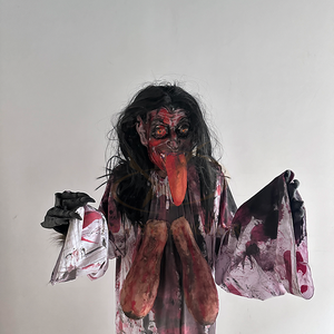 Vêtements de <span class=keywords><strong>masque</strong></span> d'horreur Halloween Animatronic aventureux pour une utilisation intérieure pour les aéroports publics de centres commerciaux de maison hantée - Product Image 1