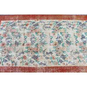 Alfombra Turca Vintage de 3.7x6.2 pies, Alfombra con motivos de plantas y árboles rojos - Product Image 4