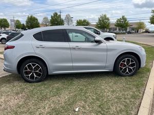 Gran Oferta, Excelente Estado: Alfa Romeo Stelvio T 2021 con Tracción en las Cuatro Ruedas, Listo para Enviar - Product Image 3