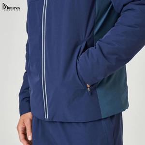 Conjuntos Deportivos de Dos Piezas para Hombre, Cortavientos Grueso, Ecológico, Color Gris Liso, para Entrenamiento al Aire Libre, Hecho en Pakistán - Product Image 3