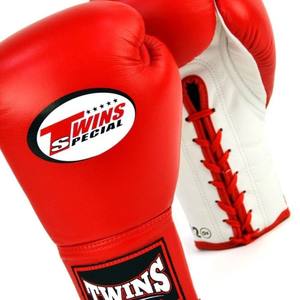 Guantes de boxeo gemelos con cordones Pro Fight Sparring Training Profesional Cómodo Mejor calidad Diseño impreso personalizado 2017 - Product Image 4