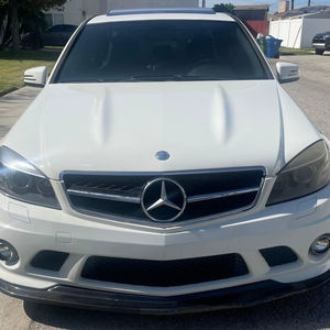 Mercedes-Benz C63 AMG berline V8 2011 d'occasion en bon état, avec pack de développement P31 AMG, jantes Vertini, provenance Californie - Product Image 1