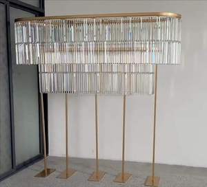 ที่วางกลางโต๊ะทำจากโลหะคริสตัลอะคริลิครูปสูงสีทองอุปกรณ์ตกแต่งโต๊ะงานแต่งงาน - Product Image 1