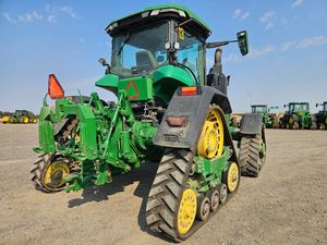 Tractor Agrícola de Gran Formato 2021 8RX 370 de 4 Ruedas Motrices, 370HP, Transmisión por Engranajes, Alta Productividad - Product Image 5