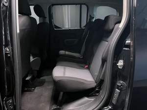 Pulito usato 2020 <span class=keywords><strong>Toyota</strong></span>-<span class=keywords><strong>Proace</strong></span> City automatico Diesel 4 cilindri Euro6 5 posti 131hp auto usate pronte per l'esportazione in tutto il mondo - Product Image 4