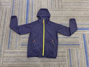 Chaqueta cortavientos de nailon de último estilo con cremallera impermeable para hombre, chaqueta de chándal con capucha de nailon ligera y transpirable para correr al aire libre - Product Image 5