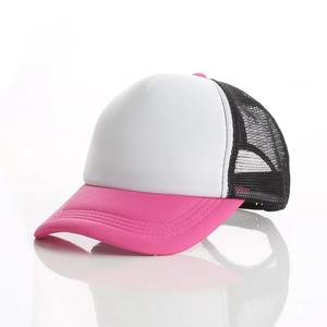 Gorra deportiva de secado rápido de 6 paneles con logotipo personalizado, gorra de camionero de golf perforada con agujero cortado con láser para uso informal y en exteriores - Product Image 5