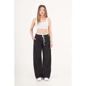 Pantalones de Mujer LUSTRIN Negros con Doble Cintura Elástica de Poliéster y Elastano, Pantalones de Cintura Alta para Oficina y Uso Casual - Product Image 1