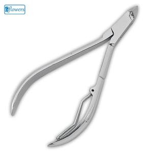 Pince à cuticules en acier inoxydable, Joint de boîte - Product Image 2