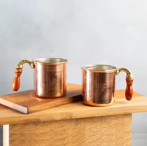 Taza de cobre única con diseño llamativo hecho a mano para casas elegantes, bares elegantes y rituales diarios - Product Image 1