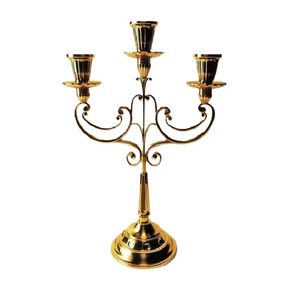 Candelabro de Metal Dorado de 3 Brazos para Decoración de Bodas, Eventos, Fiestas y Festivales, Candelabro de Pie - Product Image 1