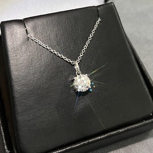 Pendentif solitaire en diamant de laboratoire rond de 1 carat de qualité supérieure, VVS, avec or massif 14 carats, bijoux fins pour femmes à bas prix - Product Image 1