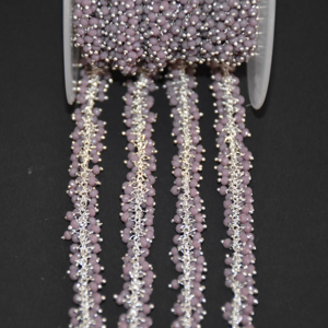 Chaîne de perles de prière épaisse en verre lavande magnifiquement enroulée de fil argenté pour la fabrication de bijoux - Product Image 1