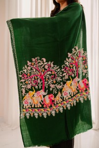 Chal Tradicional Cachemirí de Terciopelo de Poliéster Sólido con Bordado y Borlas, Transpirable, Moda de Invierno para Mujer - Product Image 3