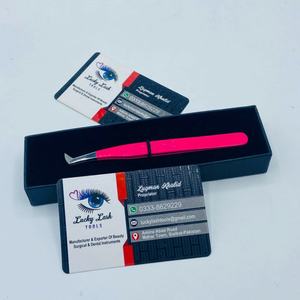 Pince à épiler LUCKY LASH TOOLS en forme de botte pour extensions de cils volume russe, en acier inoxydable personnalisé, pointe en fibre lisse de précision - Product Image 1