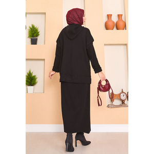 Conjunto de Dos Piezas con Detalle de Sudadera con Capucha, Hijab Negro Transpirable - Product Image 6