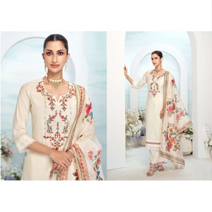 Costume indien en coton ethnique de haute qualité avec Dupatta imprimé de créateur pour la collection d'été disponible au meilleur prix - Product Image 1