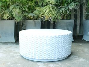 Mesa de centro redonda moderna de hormigón, fácil de limpiar y resistente al agua para uso en interiores y exteriores - Product Image 3