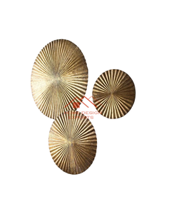 Art mural en métal fini doré Design fait à la main 2024 Vente chaude Accessoires de décoration murale Art mural au prix en gros - Product Image 2