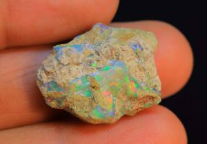 Opale éthiopienne brute attrayante - Opale brute Welo brillante arc-en-ciel flashy - Opale brute naturelle idéale pour la fabrication de bijoux et de pierres précieuses - Product Image 6