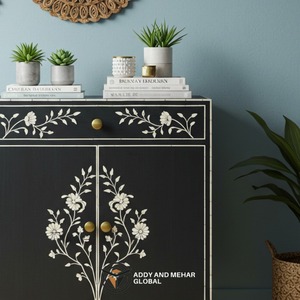 Mueble de Salón de Lujo Moderno y Ecológico, Hecho a Mano, con Incrustaciones de Hueso Negro, Diseño Floral, Disponible al Mejor Precio en India - Product Image 1