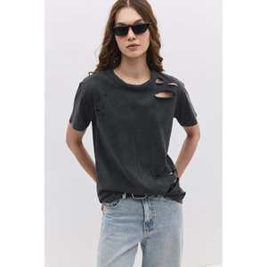 Camiseta Casual Desgarrada y Cortada, 100% Algodón, Cuello Redondo, Corte Regular, Manga Larga - Product Image 1