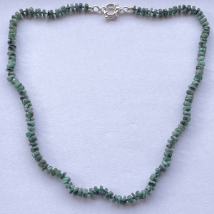 Collar de cuentas de piedra anudada a mano con neumático Heishi liso de Esmeralda Natural de 4mm y 6mm, collares de cuentas finas para sus mujeres, Plata de Ley 925 - Product Image 1