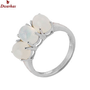 แหวนหมั้นวินเทจเงินแท้ 925 ประดับโอปอลไฟเอธิโอเปียธรรมชาติทรงรี ฝังแบบหนามเตย ได้รับการรับรองจากผู้ตรวจสอบโดยอิสระ - Product Image 2