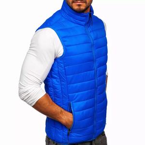 Veste chaude pour homme avec rembourrage léger, gilet matelassé isolé, vêtement d'extérieur résistant au vent pour un usage décontracté en hiver en plein air - Product Image 4