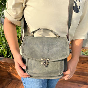 2024 nouveau sac à main à bandoulière décontracté en cuir véritable pleine fleur sac à bandoulière personnalisé en peau de vache sac à bandoulière unique pour les femmes - Product Image 2