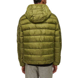 Chaqueta de Hombre Acolchada de Diseño Personalizado, Estilo Moderno, Profesional, de Alta Calidad, Corte Perfecto, Multicolor - Product Image 4