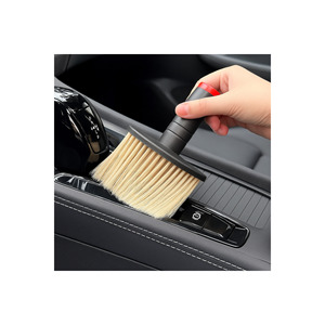 Brosse de nettoyage pour l'intérieur de la voiture - Brosse à poils doux sans rayures pour les aérations et la console - Product Image 2
