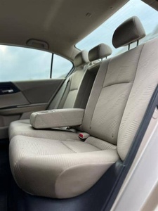 ใช้แล้ว2015 Hon-da Accord LX ไม่มีอุบัติเหตุ - Product Image 4