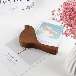 นกไม้แกะสลักทำจากไม้สำหรับตกแต่งในร่มที่โดดเด่นทำด้วยมือทำจากไม้หรูหราสำหรับตกแต่งเดสก์ท็อป - Product Image 4