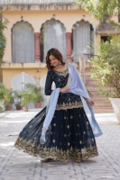 Boutique indienne Designer Party Wear Kurti Plazoo Dupatta Set Party Wear Dernière collection exclusive de vêtements ethniques