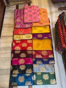 "Tissu de brocart Jacquard personnalisé parfait pour la tapisserie d'ameublement et la mode, texture luxueuse, haute durabilité, plusieurs couleurs - Product Image 6